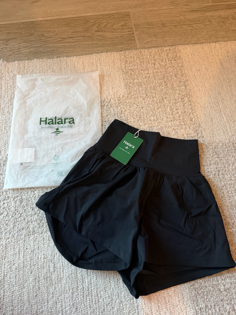 NEW WITH TAGS HALARA Black Women's High-Waist Athletic Shorts